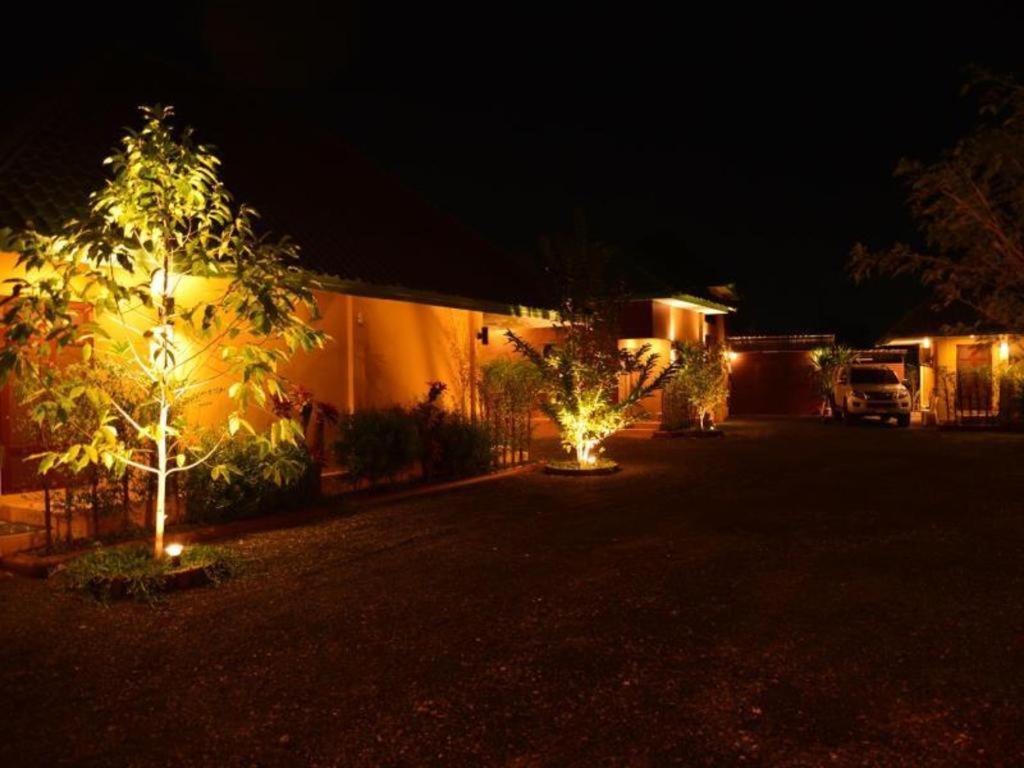 Sucholtee Resort Σούρατ Τανί Εξωτερικό φωτογραφία